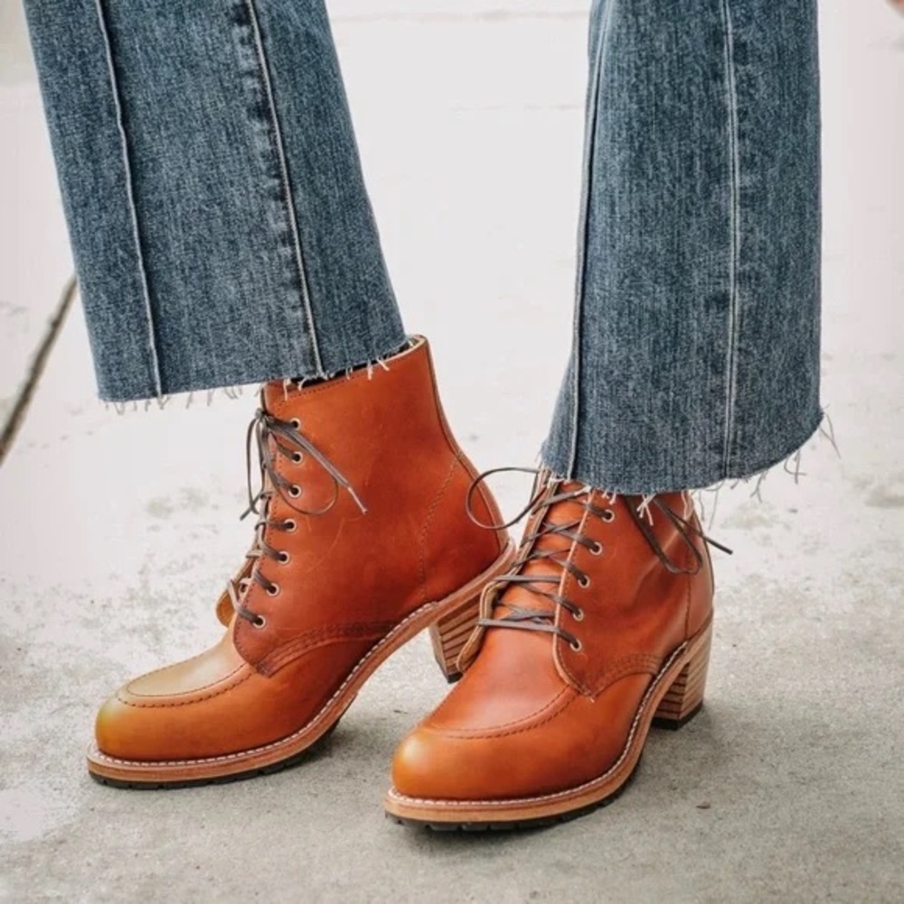 Red Wing Shoe Company Clara Boot, size 6.5 B, Color Oro
